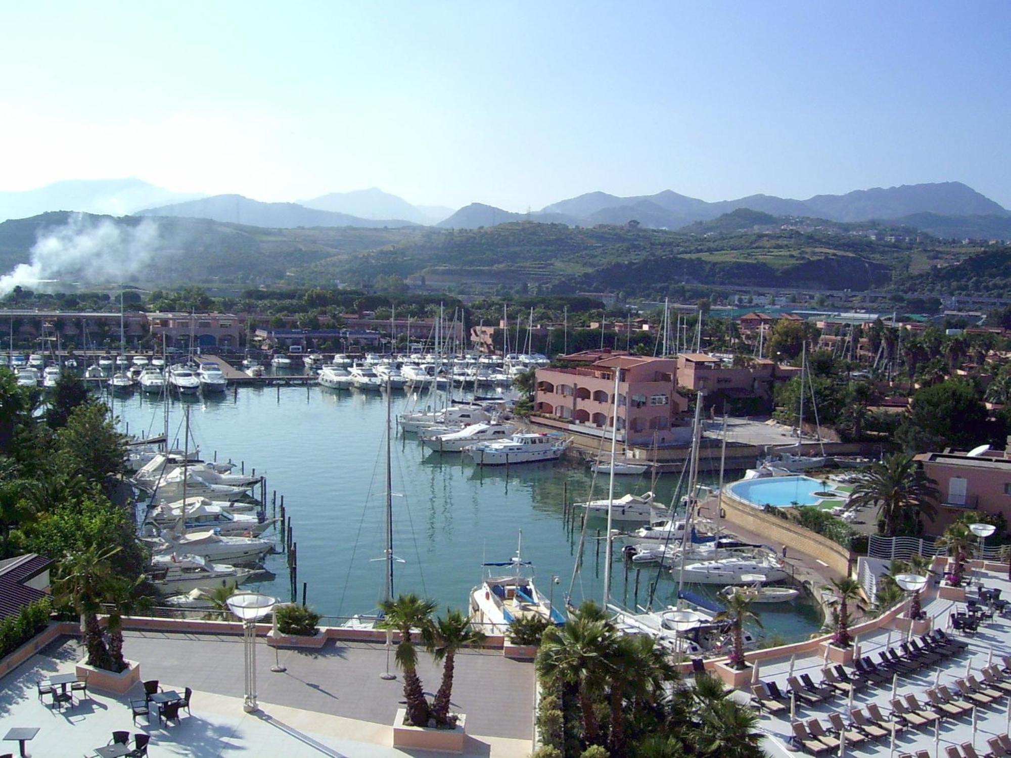 Laguna Azzurra Portorosa Furnari Buitenkant foto